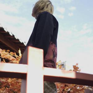 老太太三人口肛交
